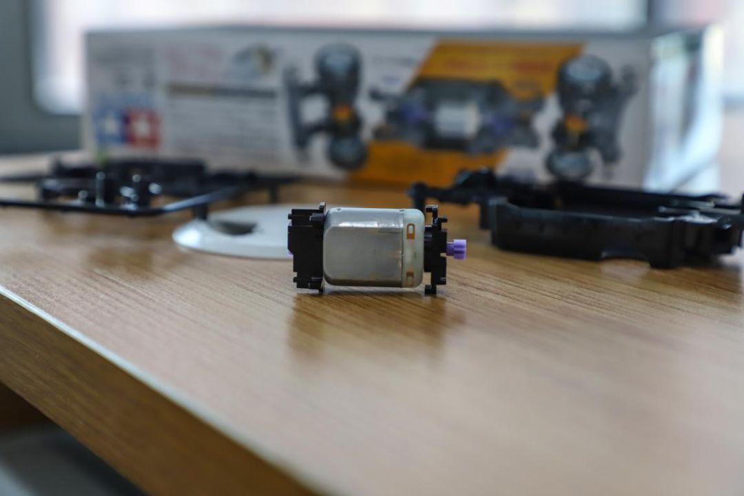 小型概念四驱车,纯电四驱迷你车