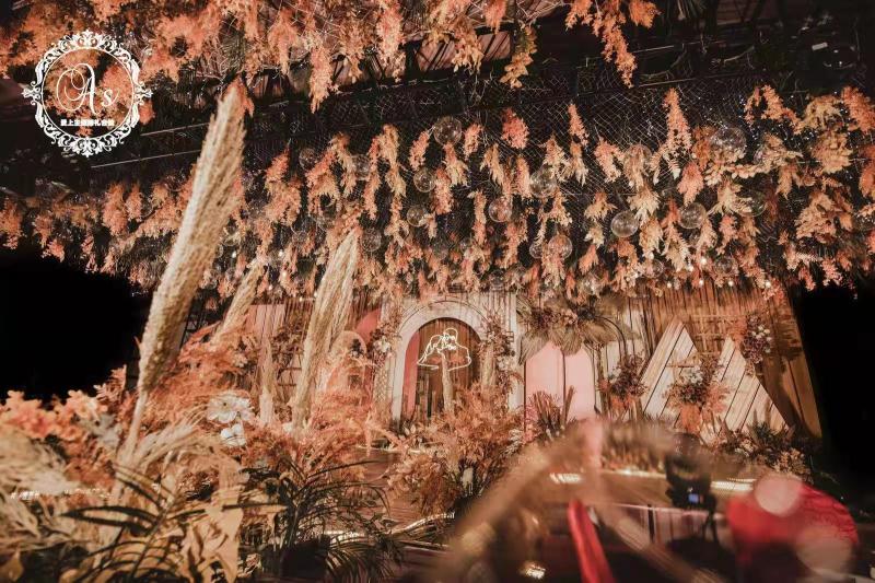 红色中式婚礼策划婚礼布置,婚礼策划婚礼布置奢华版