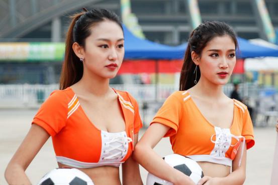 卡洛斯世界上最伟大左后卫,卡洛斯五大残暴级射门