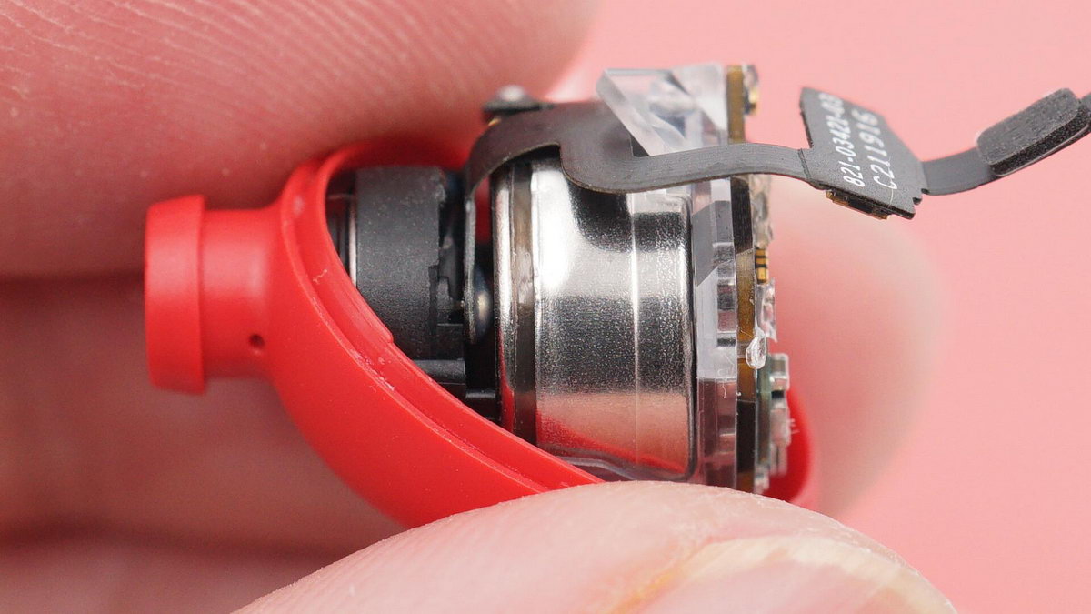 airpodspro和beatsstudiobuds到底谁好,beatsstudiobuds对比airpods第三代