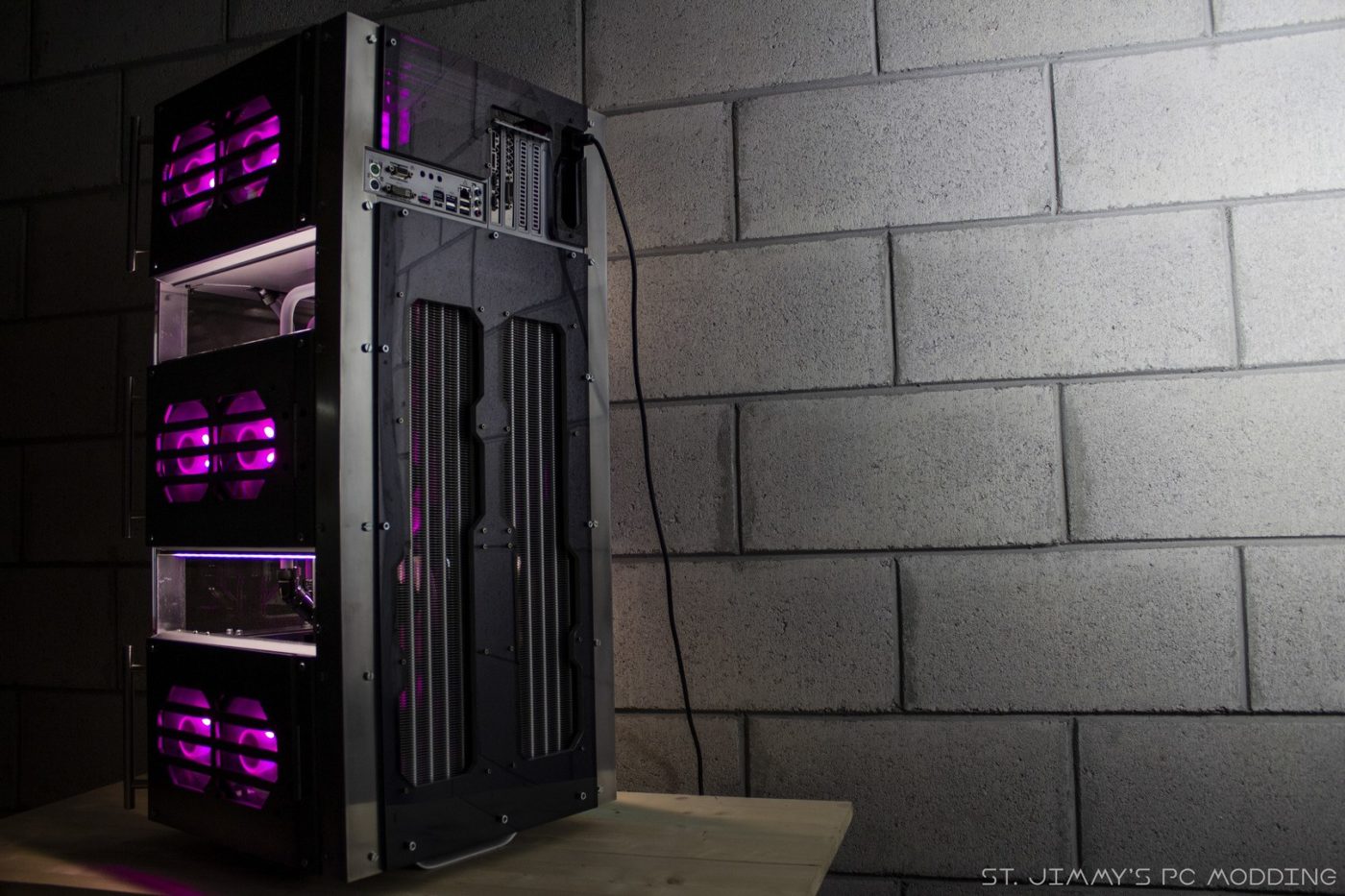 鑰佹coolermaster鏈虹,coolermaster鏈虹q300