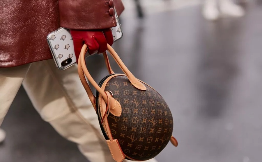 lv奢侈品值得入手吗 (lv的奢侈品值得买吗)