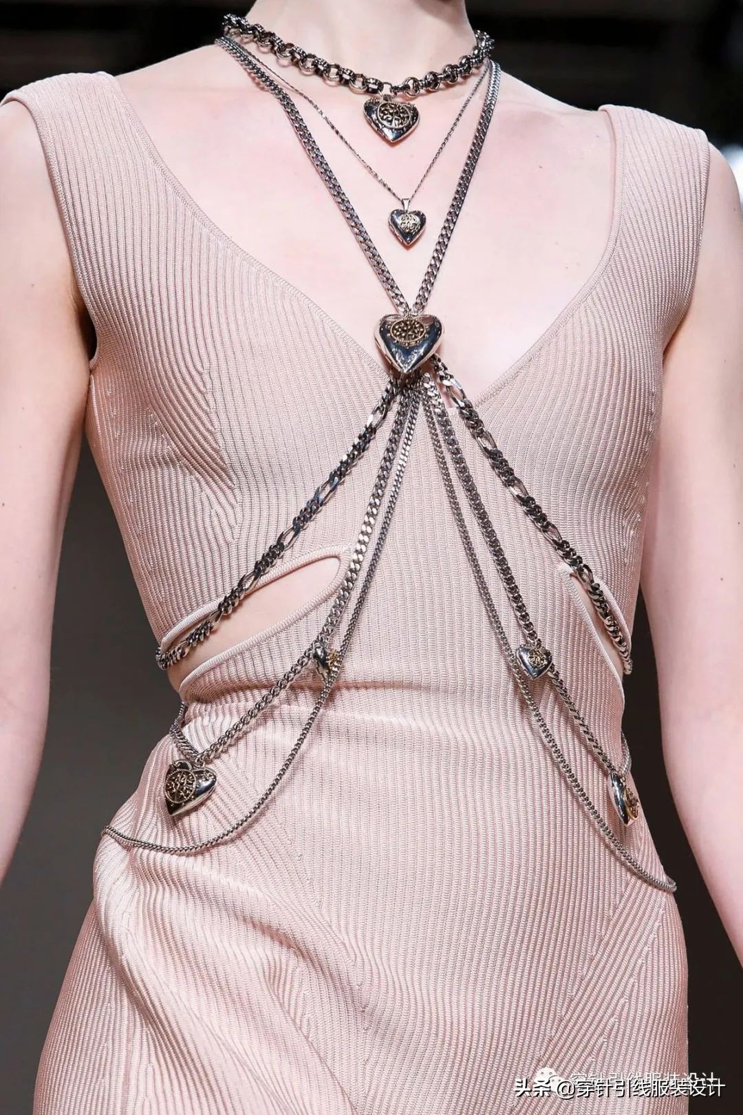 AlexanderMcQueen2020秋冬系列是有多敷衍