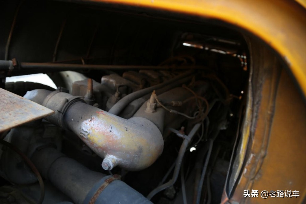 斯太尔血脉超级少见的黄河牌JN3261公铁两用卡车