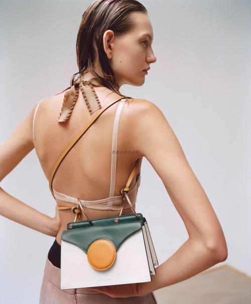 500元左右轻奢包推荐女性,十大入门级轻奢女包千元下