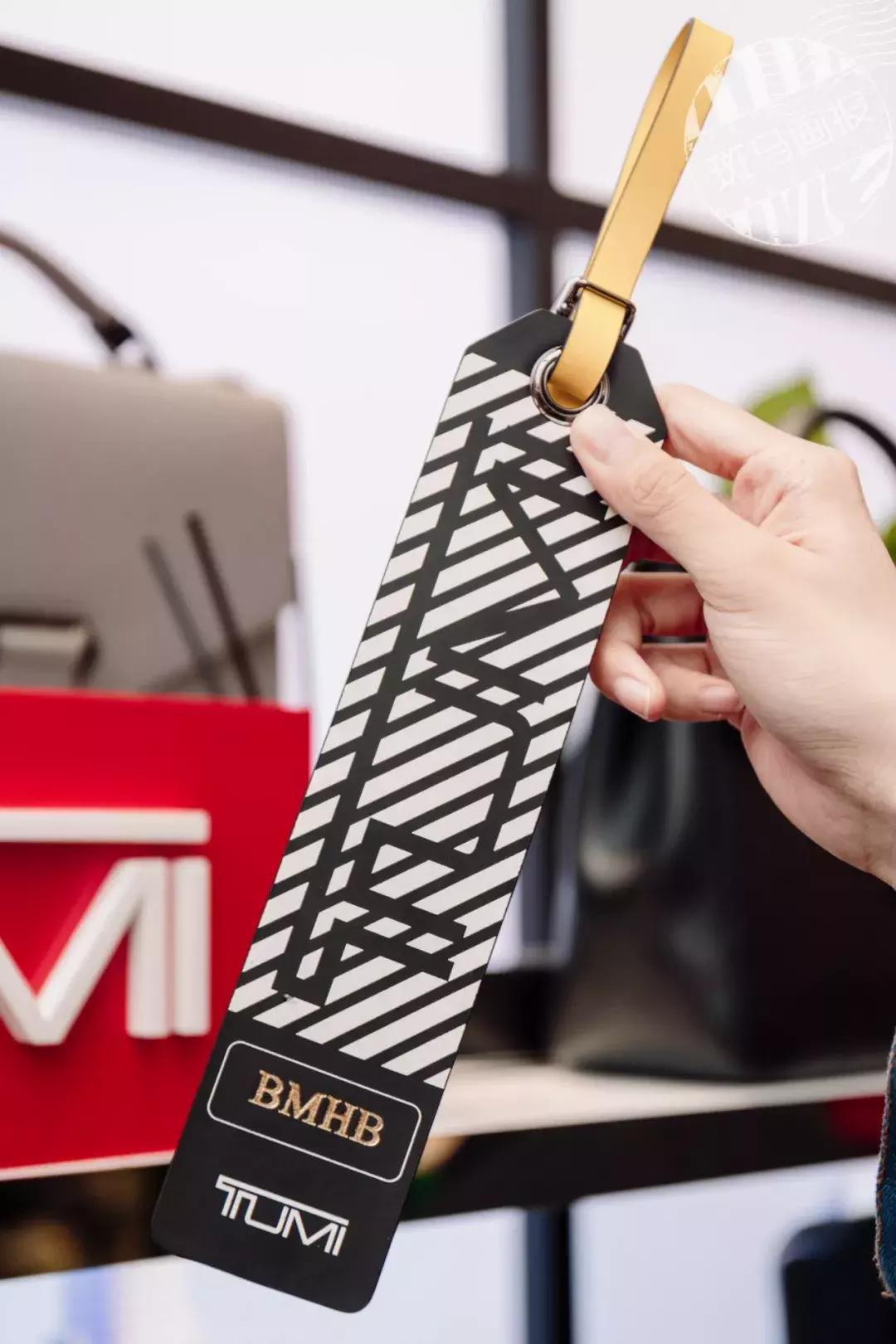 限时两个月：TUMI恒隆快闪店来了，“星爵”出没！