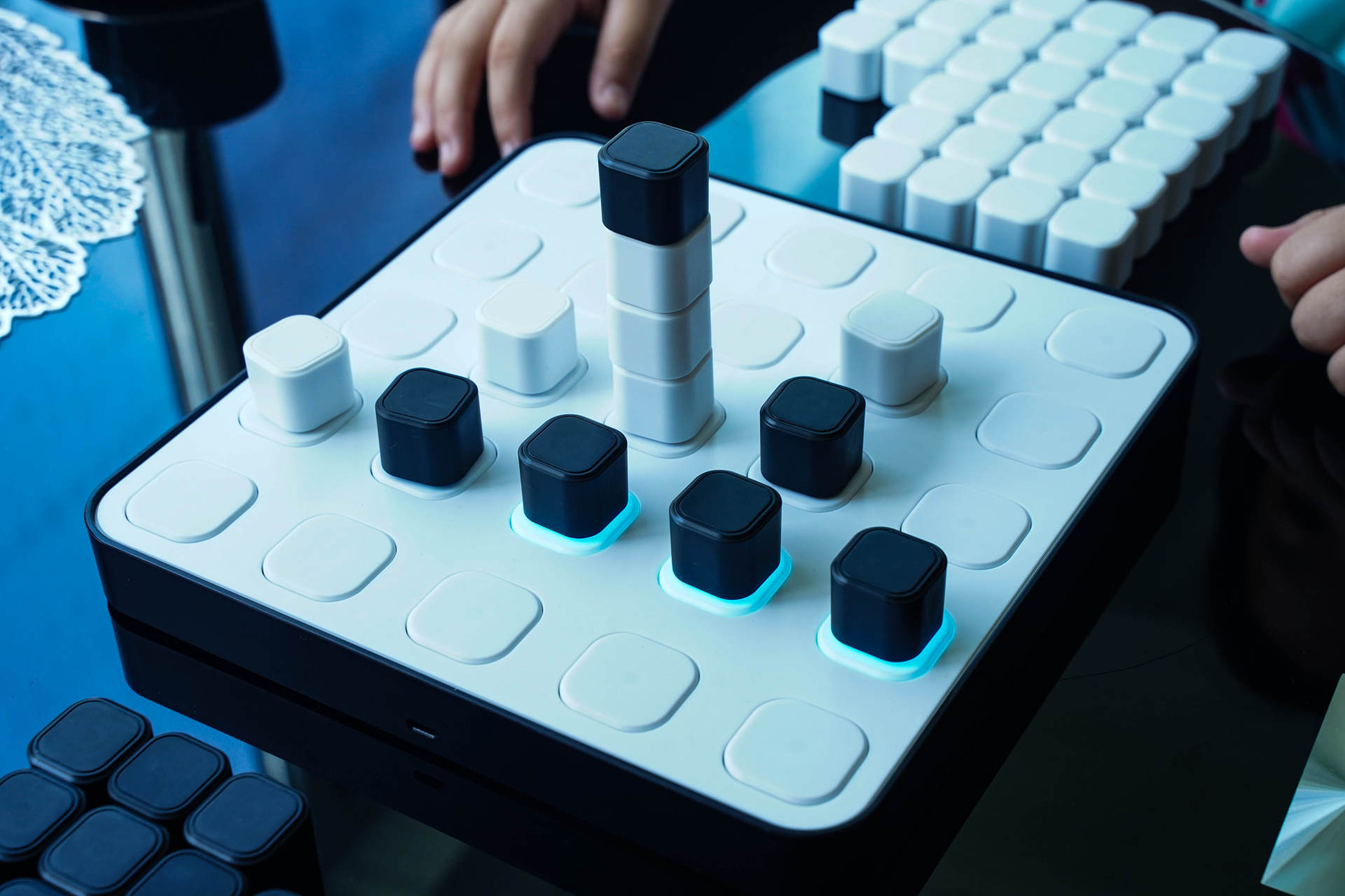 儿童益智立体四子棋,6岁儿童益智玩具四子棋