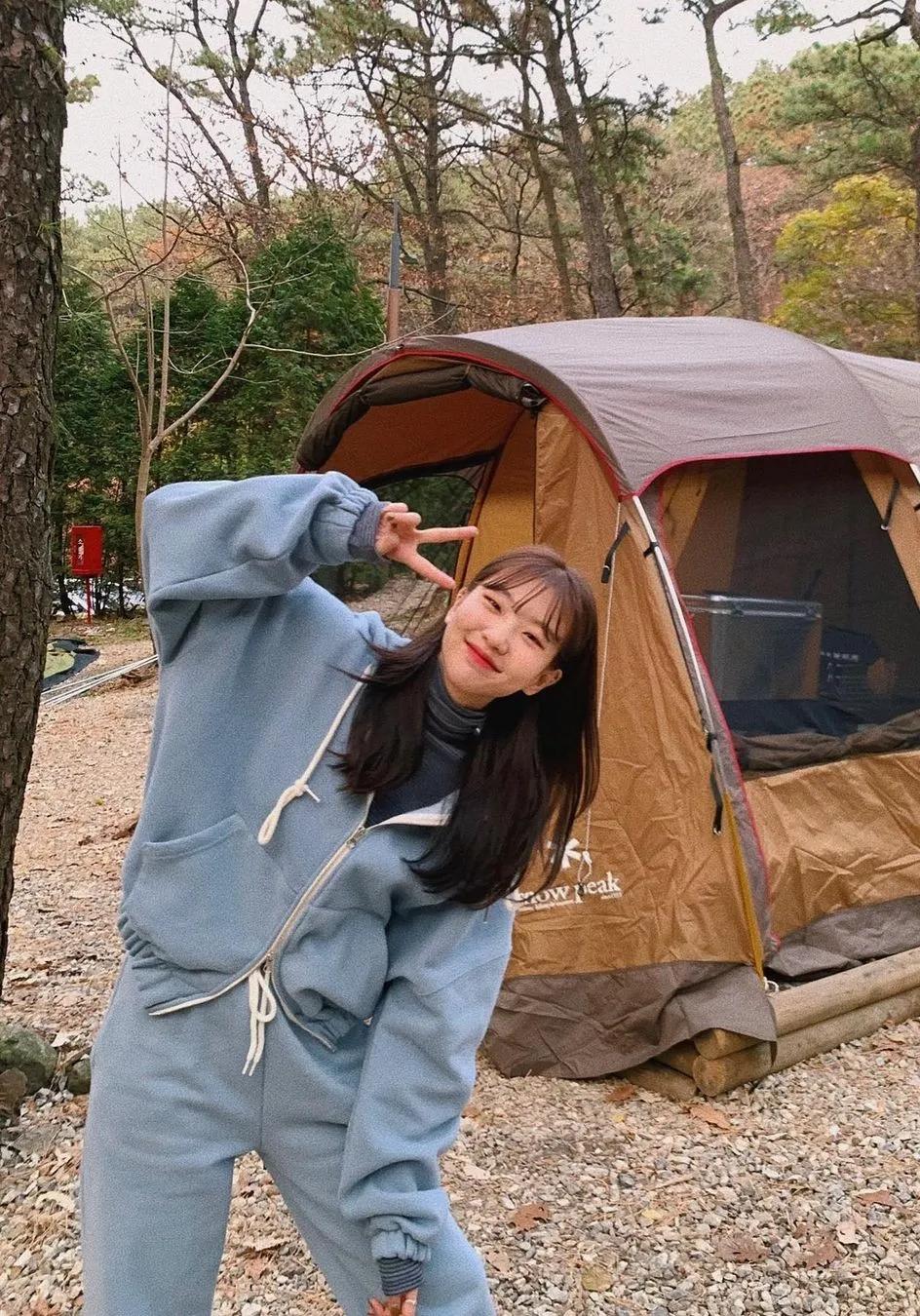 jennie穿搭冬香奈儿,求jennie同款衣服