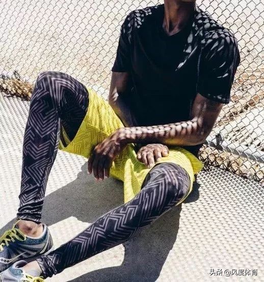 颜值高大长腿还会穿,谁高中没有暗恋过这样一个体育生?