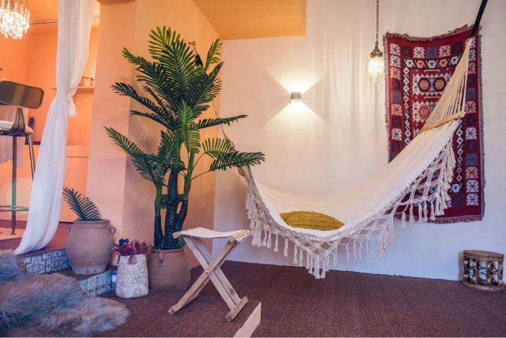 夏天重庆旅游住宿攻略,去重庆旅游住哪比较好