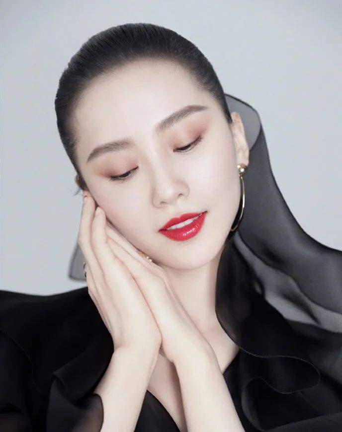 口红叠加涂的正确方法,口红混涂正确涂法和小技巧