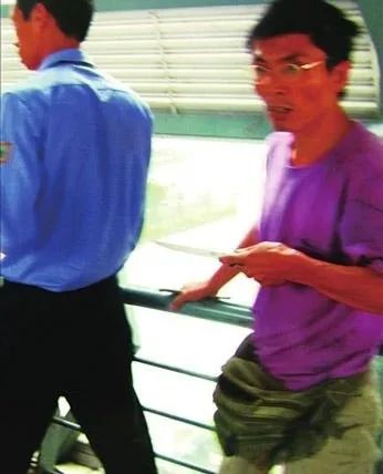 说背腰包土的，那是你不会背