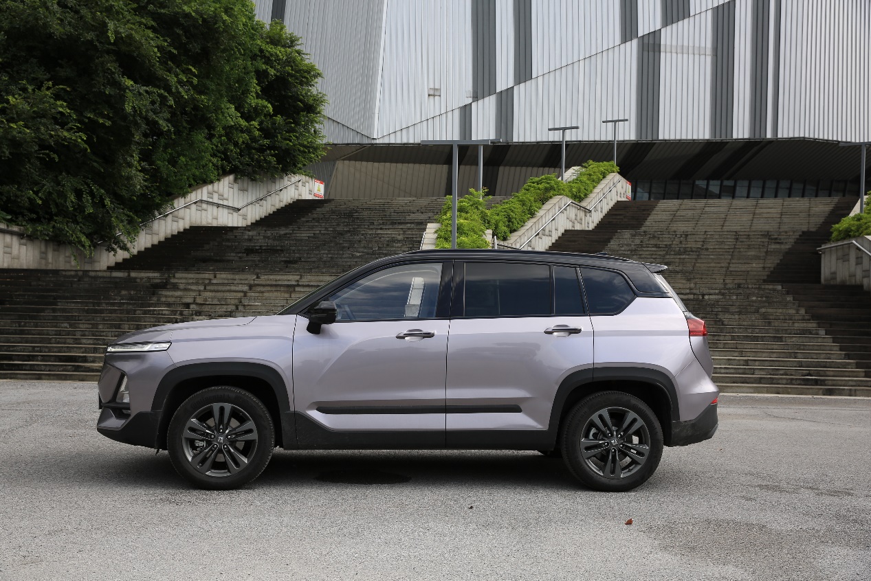 15万预算放弃了低配的合资车,吉利icon5