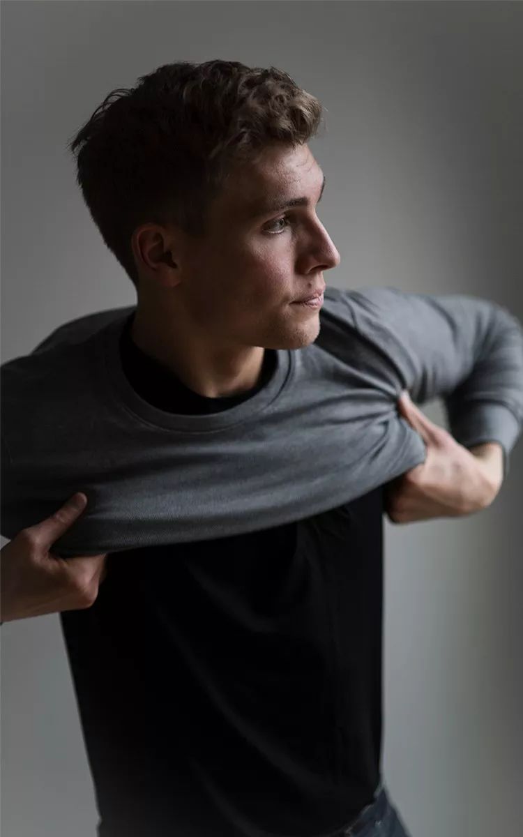 大方得体的穿搭重要性,女生要风度不要温度秋天穿搭