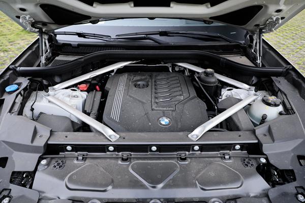 国产宝马x5被曝,宝马x5第一视角