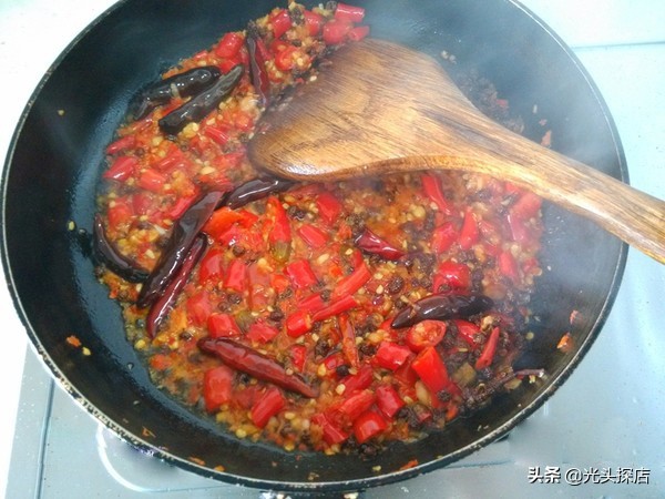 万州烤鱼炒底料的配方,万州烤鱼酱料配方教程