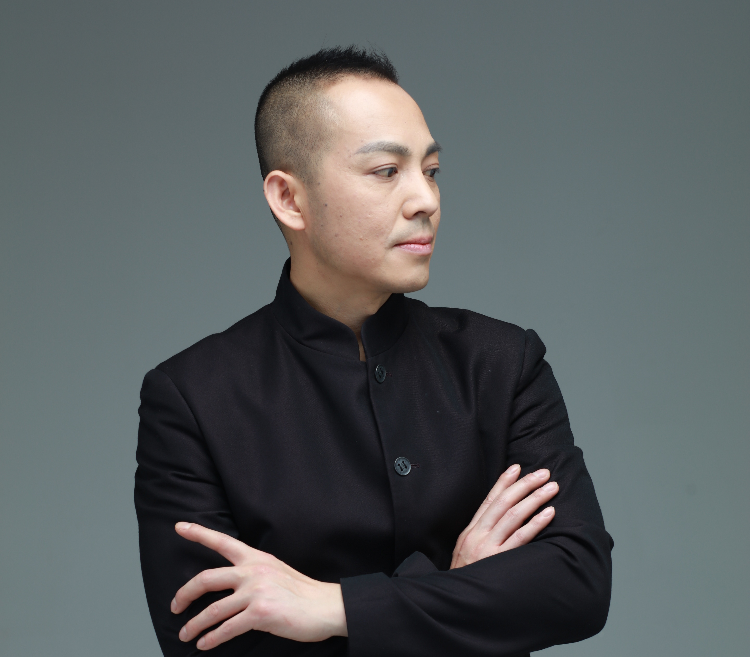 陈思思演唱红旗颂,歌唱家陈思思中国梦