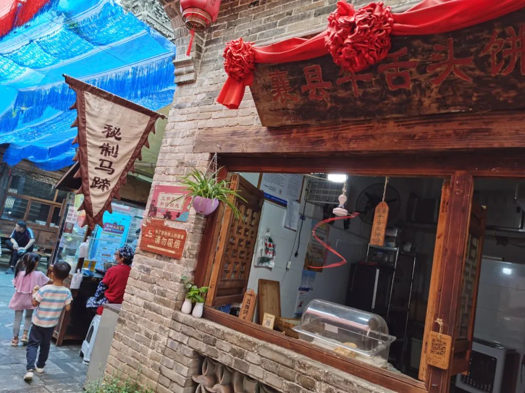 建业足球小镇一日游攻略,建业足球小镇附近有什么玩的