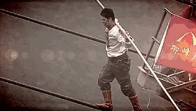 990米峡谷险峰翼装飞行、世界级大咖齐聚桥牌公开赛…湖南都市现场直播