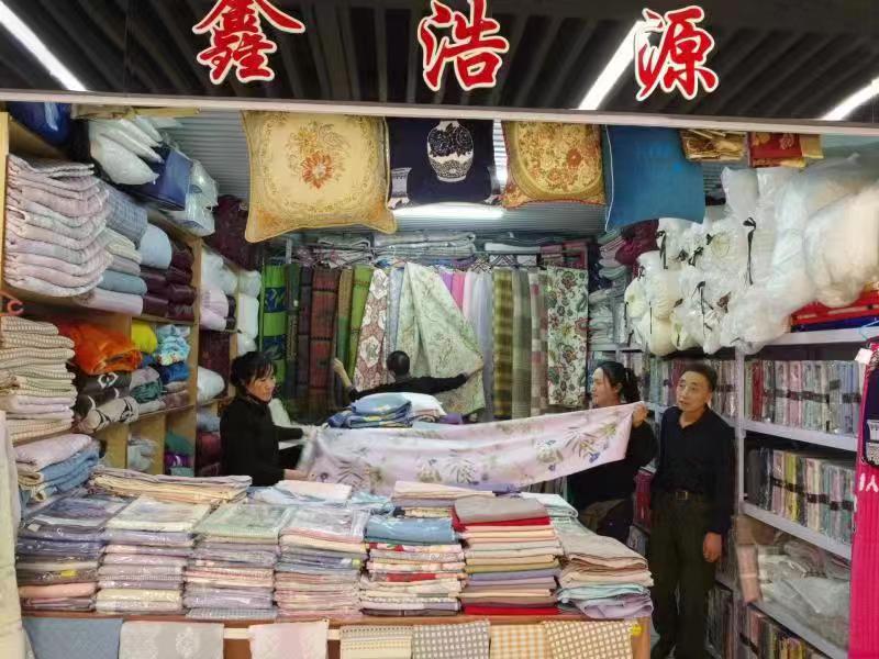 天通尾货商城一层甩货进入倒计时30天,二层知名品牌入驻