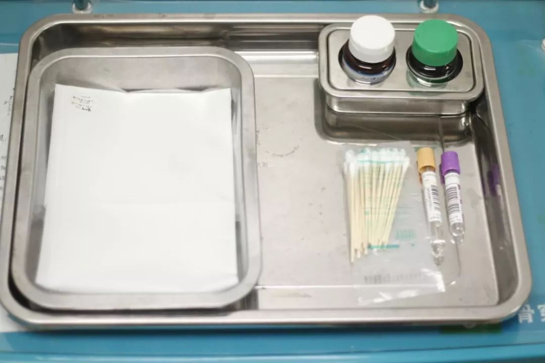 这样使用治疗盘，被护士长点名了！90%的护士都做错了