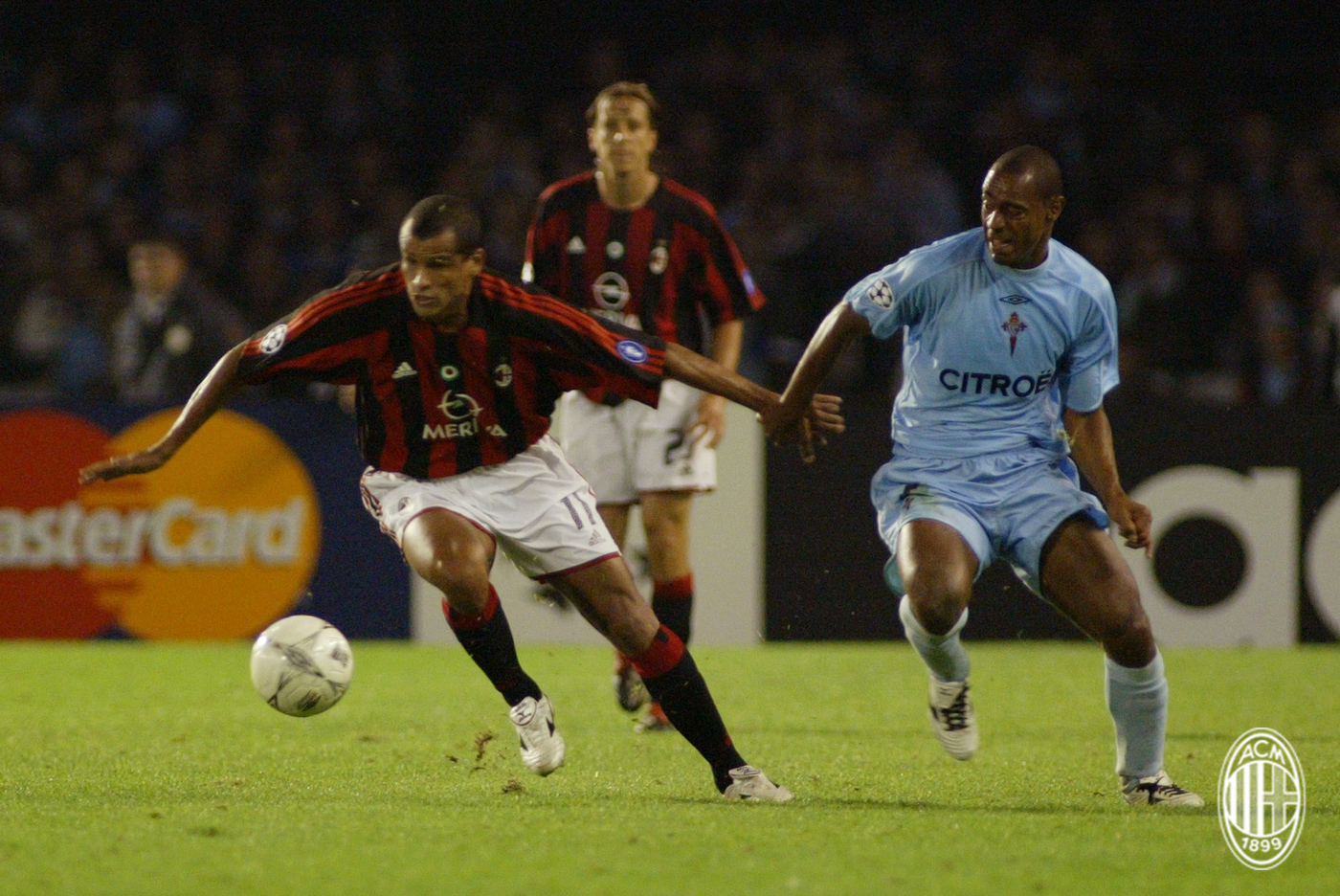 红黑军团10号球衣,11号球衣背后的故事