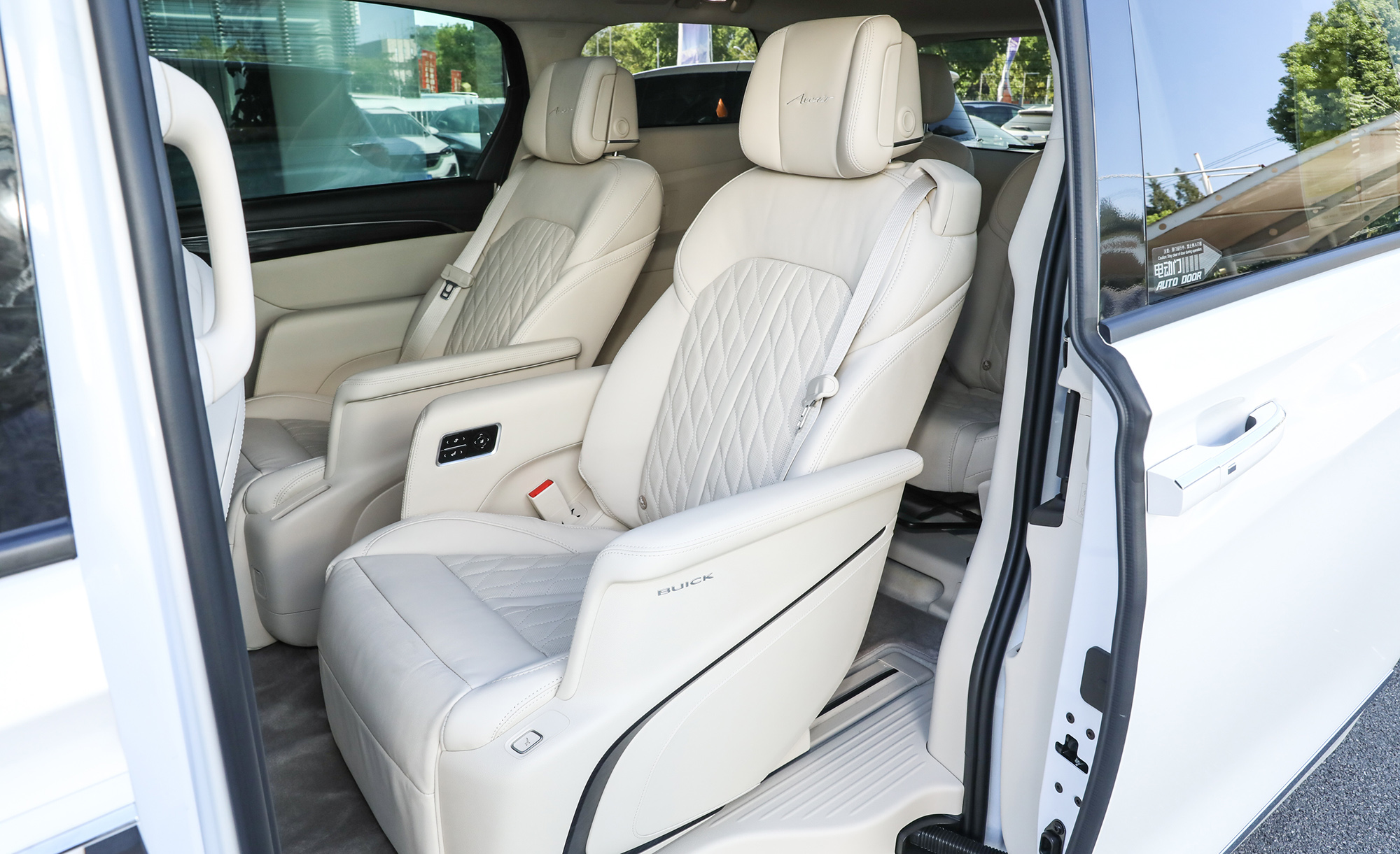 丰田赛那即将上市,全新丰田赛那预计年内上市