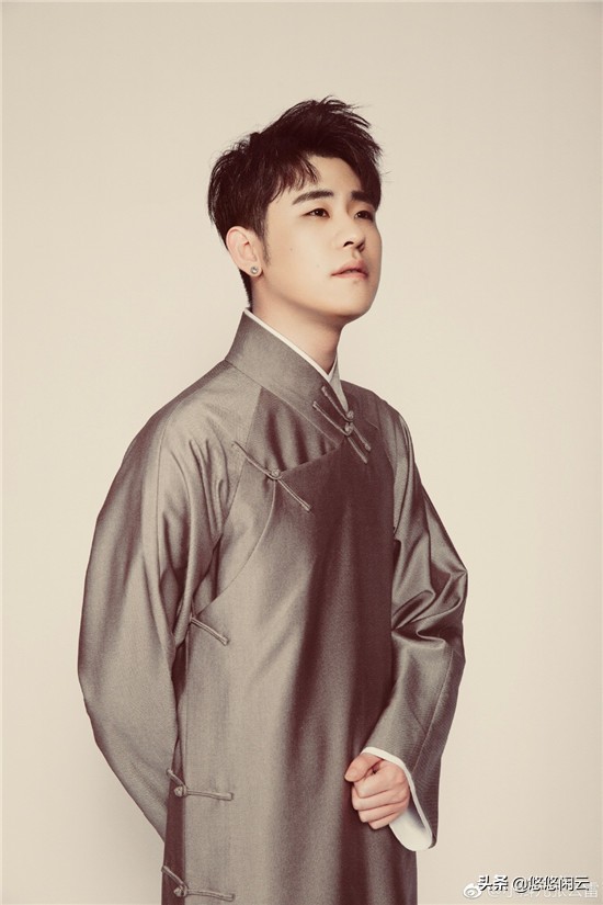 董九力说张云雷钢钉出来是哪一场,张云雷脚上钢钉露出时表演原视频