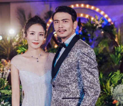 杨烁深夜和女子一同回女方家,杨烁出轨绯闻是真是假