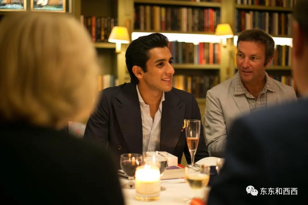 赌王何鸿燊的帅气照片,赌王何鸿燊年轻照帅