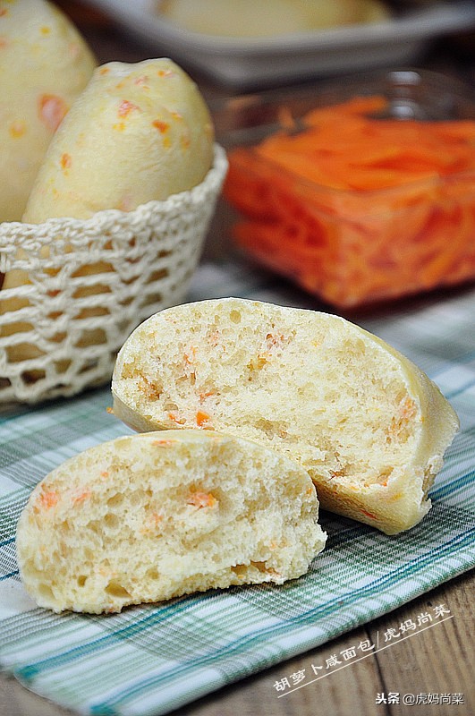 做蛋糕的低筋粉可以做面包吗,烤面包蛋糕用高筋粉还是低筋粉