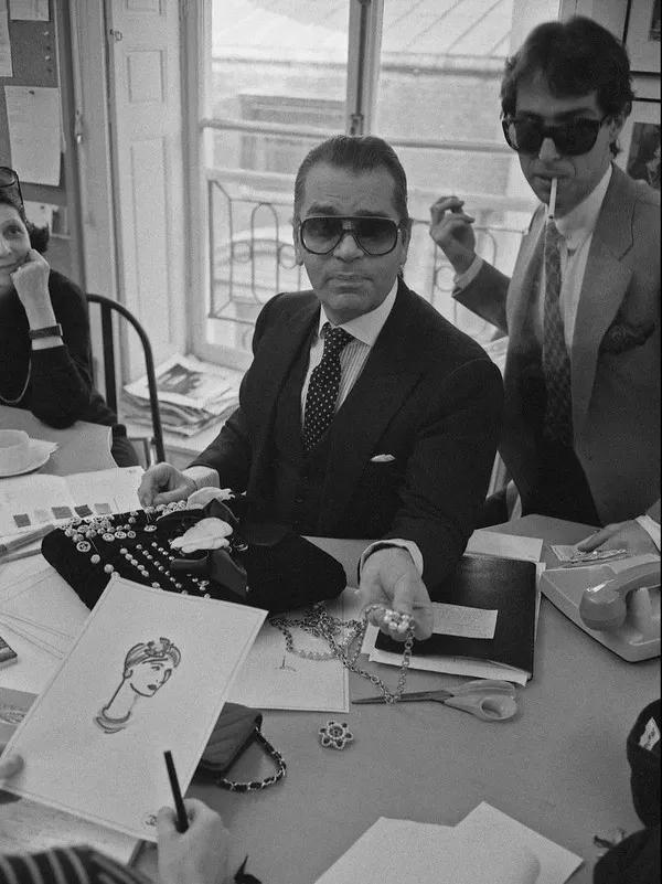 香奈儿模特上班,香奈儿模特工作日常