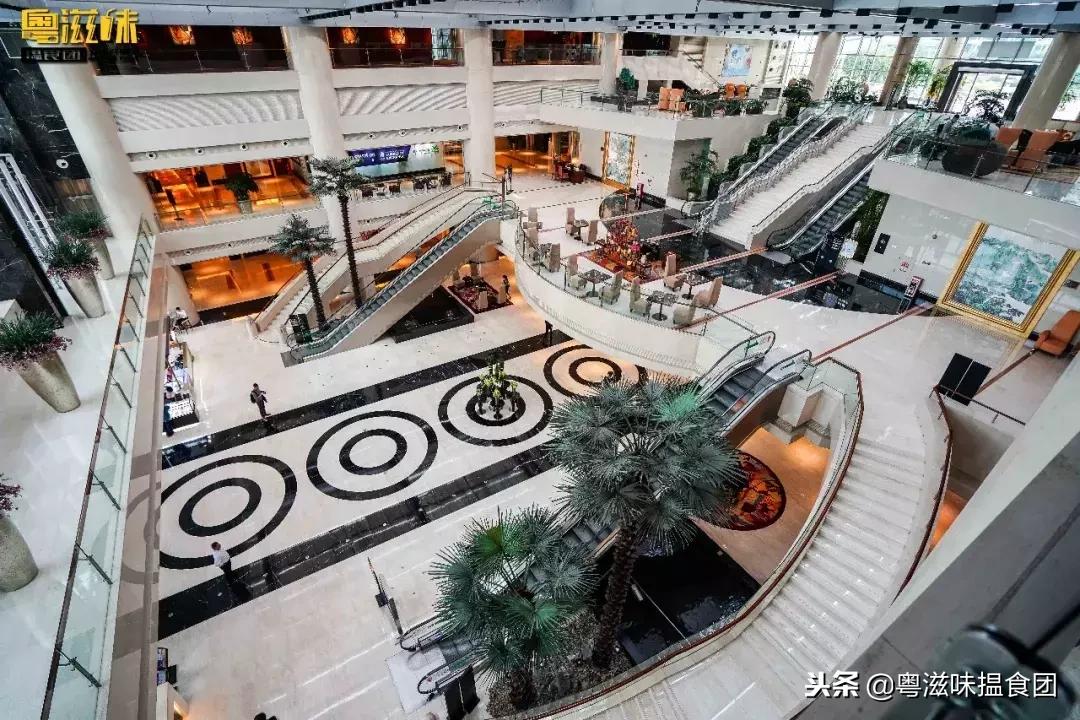 用一间24小时都在线的机场酒店,拥抱旅途的开始