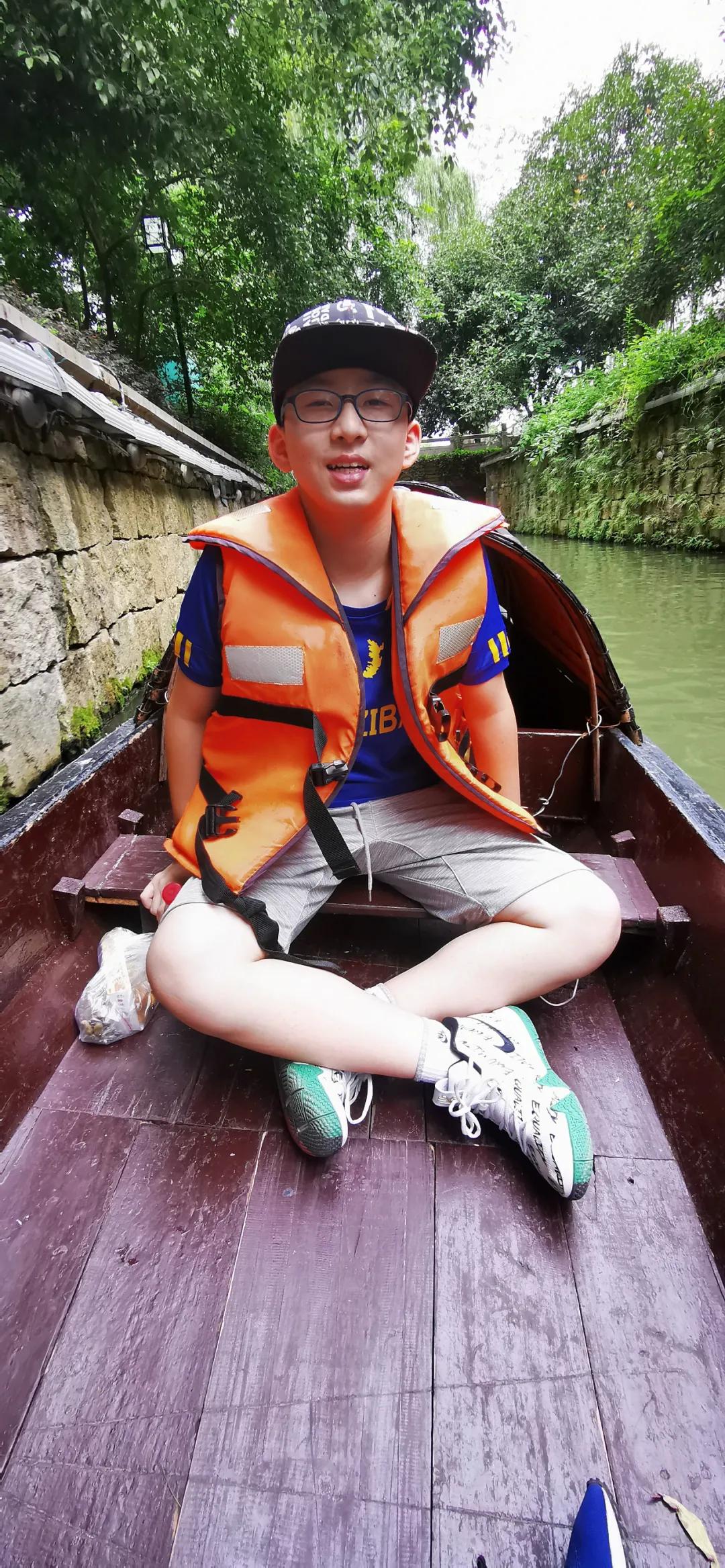 行走的课堂II看一位环球旅行家带着儿子去游学