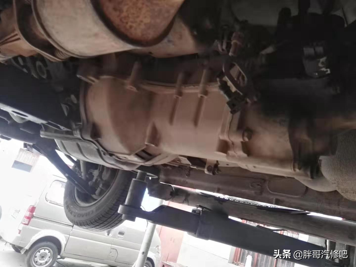 东风小康换离合器片维修视频,东风小康离合器一直响