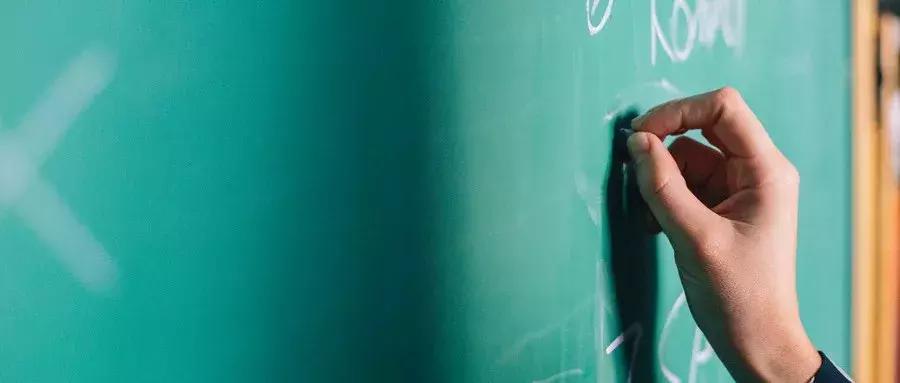 为什么家长对老师特别的尊重,如何让家长信任老师