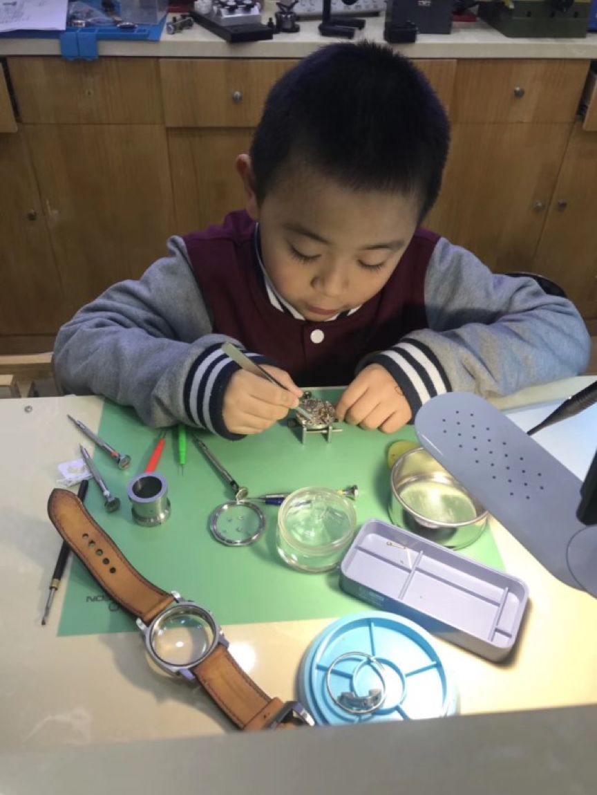 修表师傅选江诗丹顿还是劳力士,最顶级的江诗丹顿表