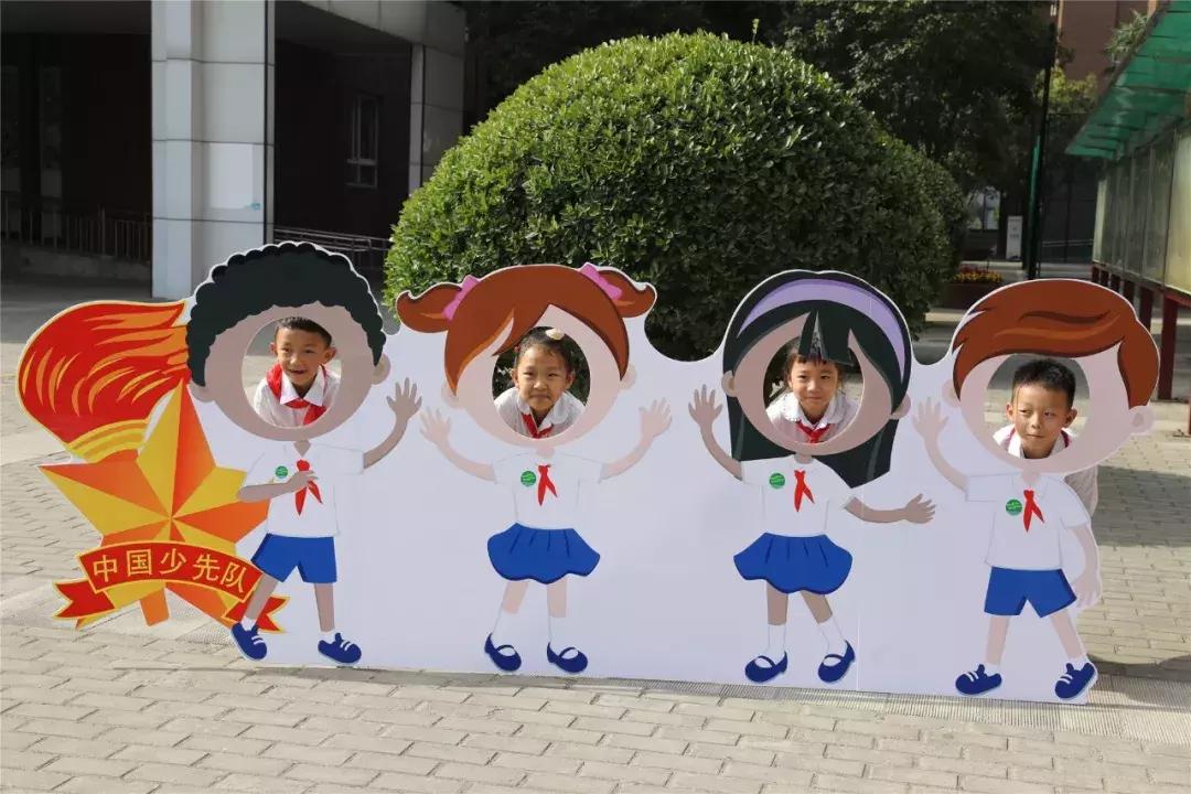 传红色精神承家国情怀,传红色精神做有志少年征文