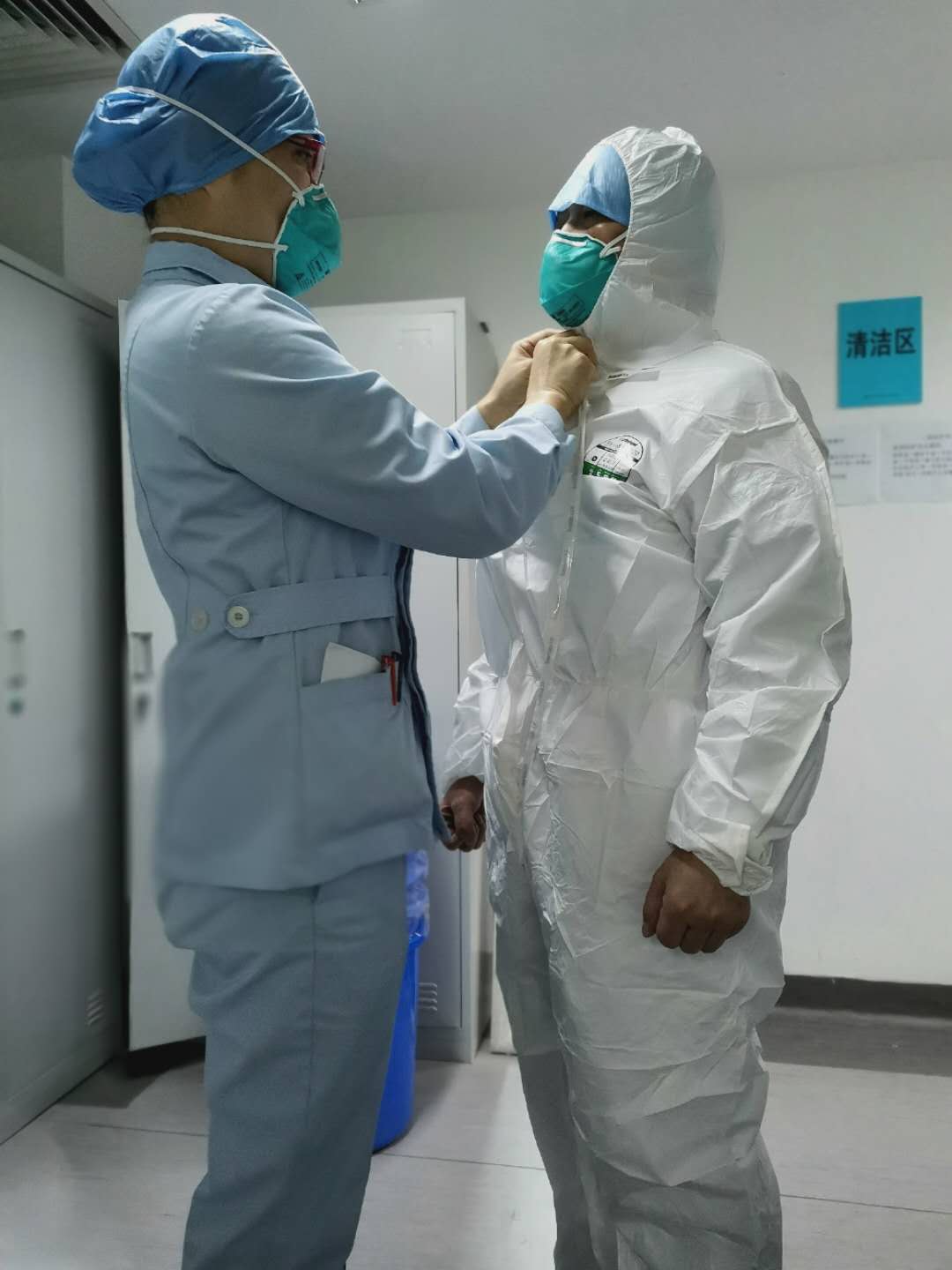 三八节最好的消息！常州最后一例确诊患者治愈出院！走近三院背后