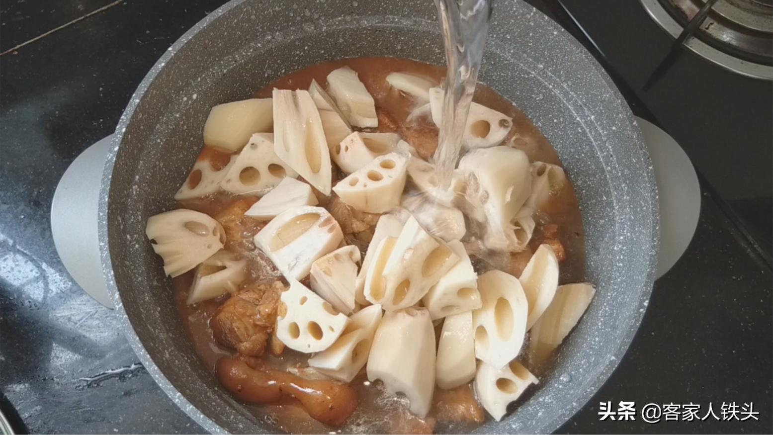 猪脚不要汤的做法,猪脚不要骨卤出来好吃吗