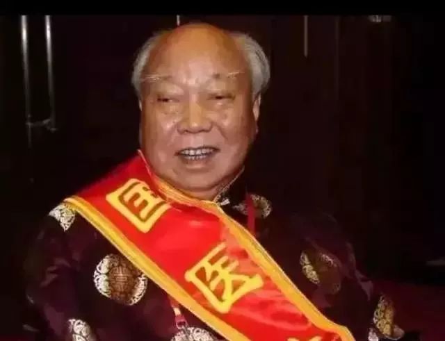 贺普仁的护眼法视频,医生近视眼怎么恢复视力