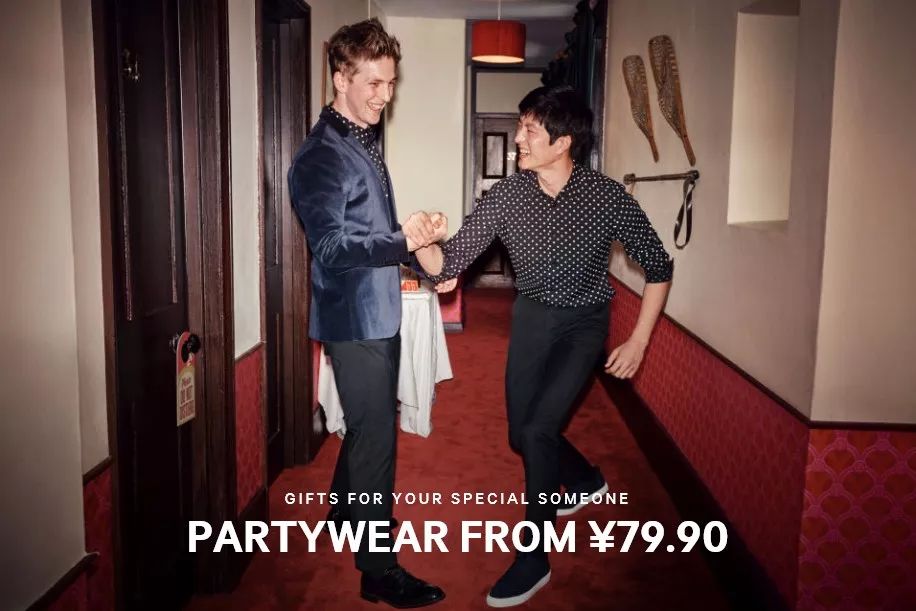 刘雯何穗个人简介,刘雯何穗奚梦瑶走秀视频