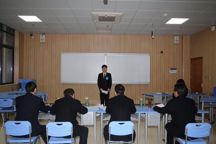 单招面试物流管理专业自我介绍,四川高职单招面试自我介绍范文