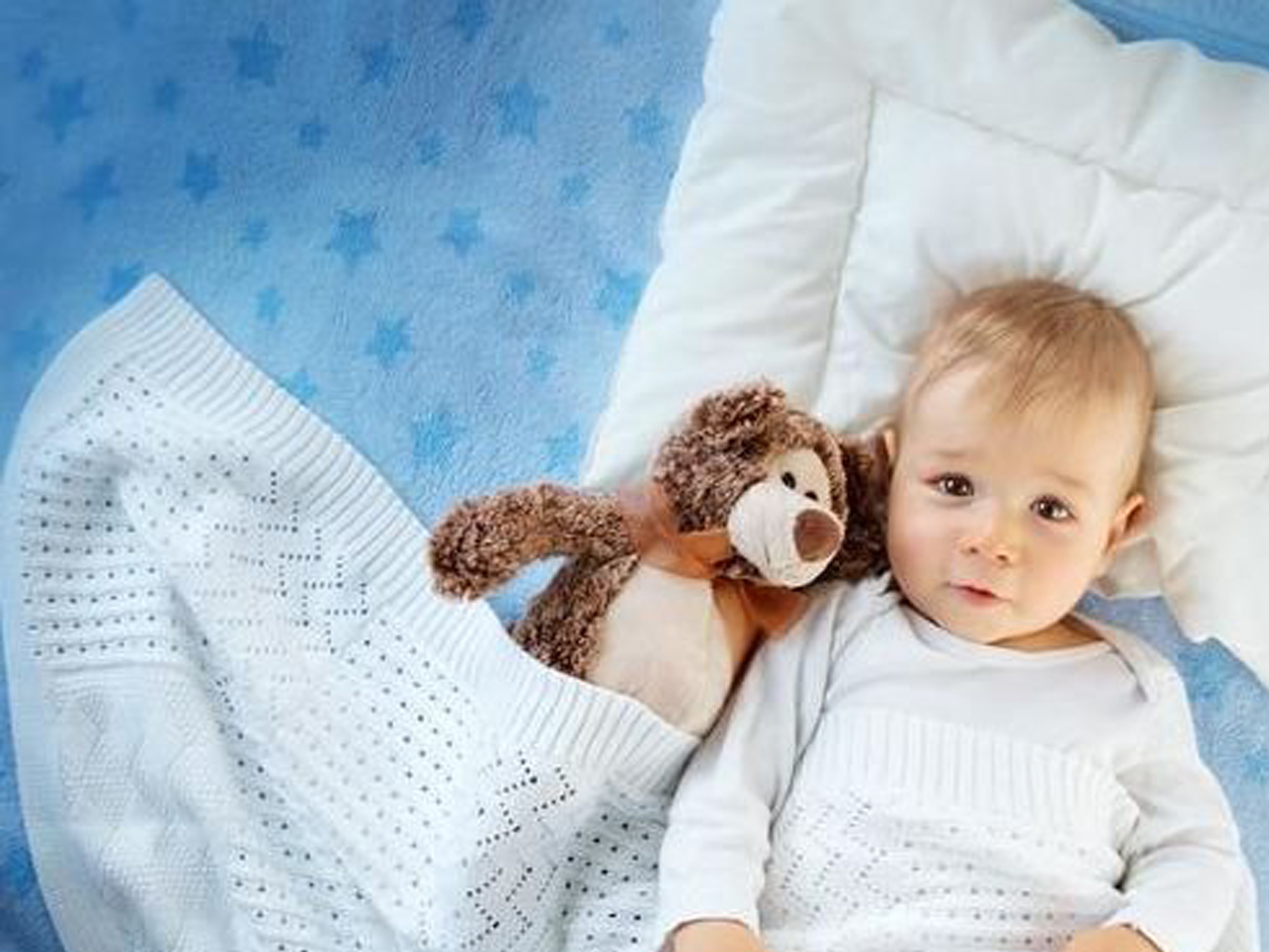 用左右手写字的孩子聪明吗,为什么有些孩子用左手写字