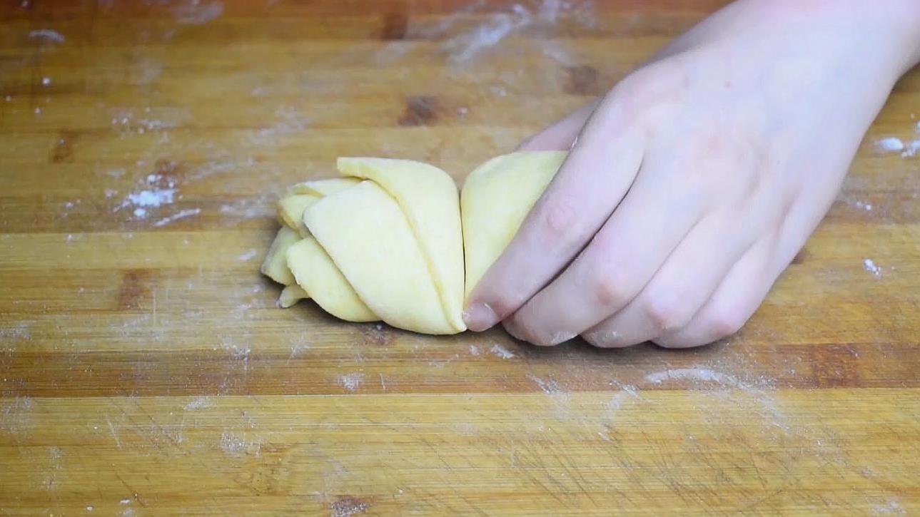 玉米面这么做实在是太好吃了,玉米面最好吃的5种做法蓬松