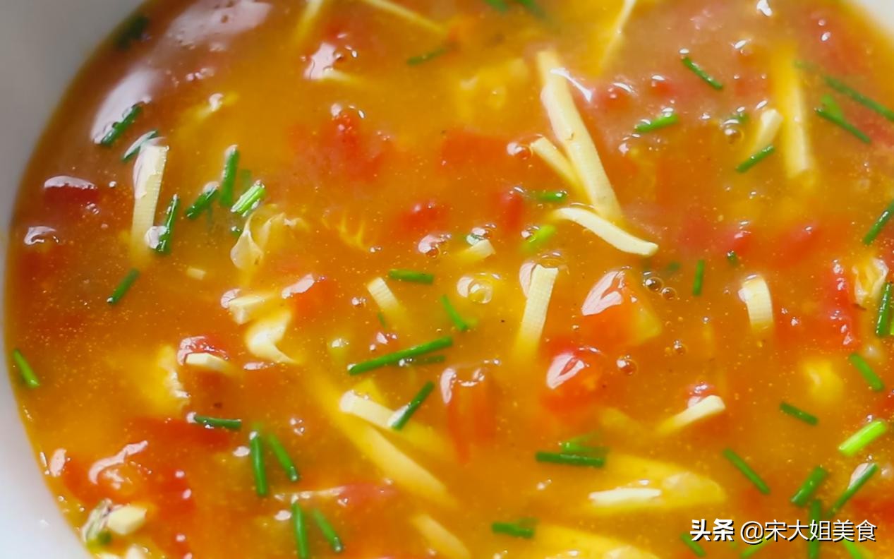 做西红柿鸡蛋汤有怪味是怎么回事,做西红柿蛋汤为啥做不出蛋花