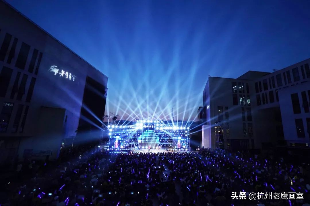 老鹰画室2019招生简章,不是所有的选择都能选择