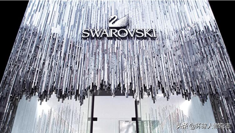 施华洛世奇水晶黑天鹅,黑天鹅断翅