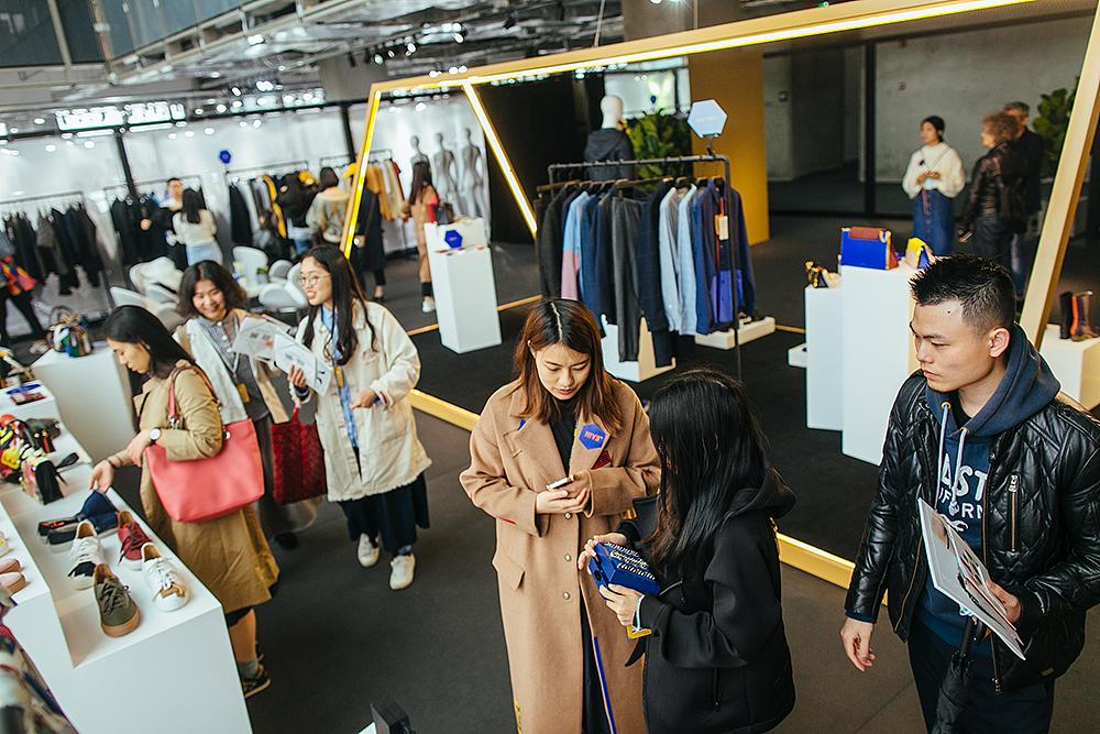 大牌在唯品会还是在天猫旗舰店买,唯品会的商品怎么选质量好的