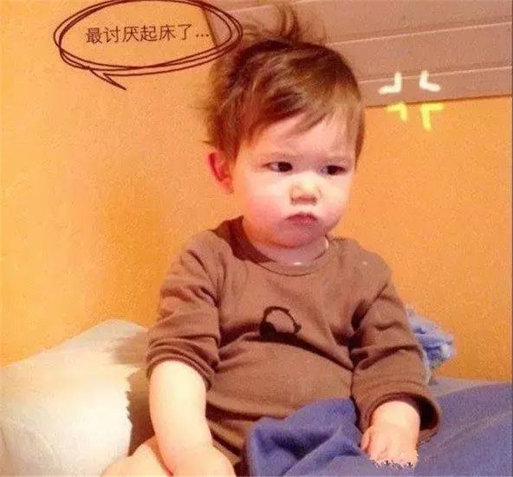 熟睡婴儿被大声吓醒会有什么影响,熟睡中小孩被打醒